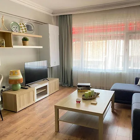 Kadikoey Uen Kalbinde Tarihi Rahat Sessiz Istambul