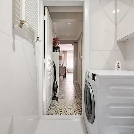 Apartment Kadikoey Uen Kalbinde Tarihi Rahat Sessiz Istanbul