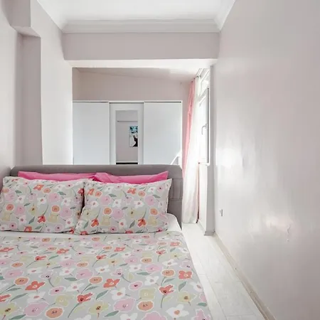 Kadıköy ün Kalbinde Tarihi Rahat Sessiz *