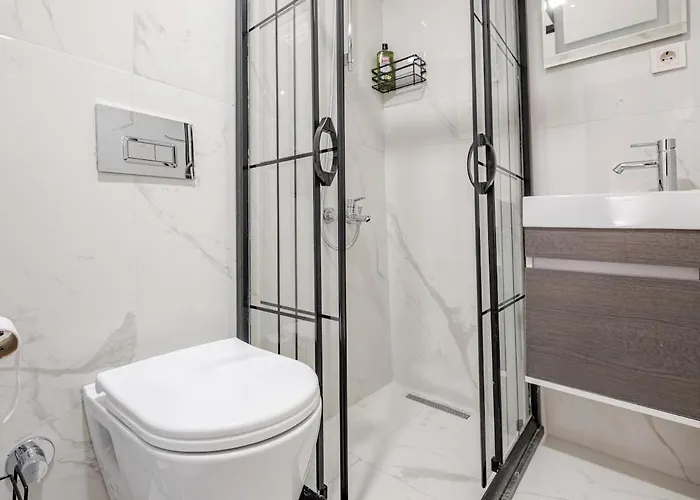 דירה Kadikoey Uen Kalbinde Tarihi Rahat Sessiz