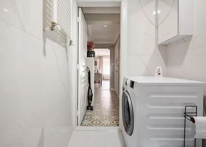 דירה Kadikoey Uen Kalbinde Tarihi Rahat Sessiz איסטמבול