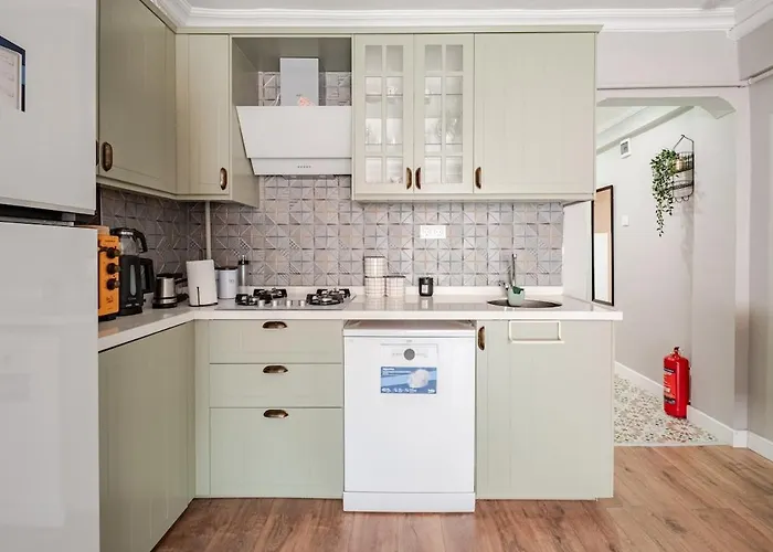 דירה Kadikoey Uen Kalbinde Tarihi Rahat Sessiz