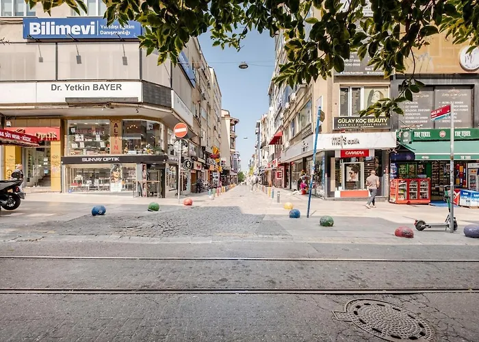 דירה Kadikoey Uen Kalbinde Tarihi Rahat Sessiz *