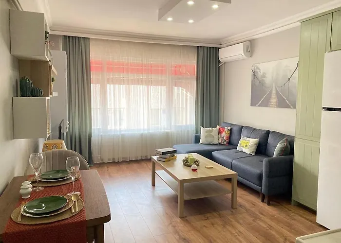 Kadikoey Uen Kalbinde Tarihi Rahat Sessiz * איסטמבול