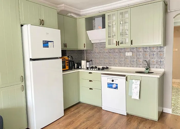 Kadikoey Uen Kalbinde Tarihi Rahat Sessiz *