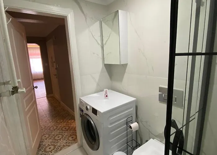 Kadikoey Uen Kalbinde Tarihi Rahat Sessiz * איסטמבול